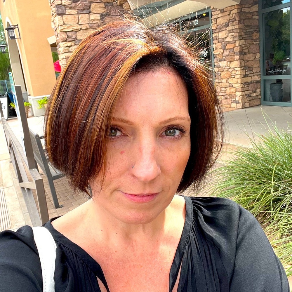 Meet your Posher, Corinne